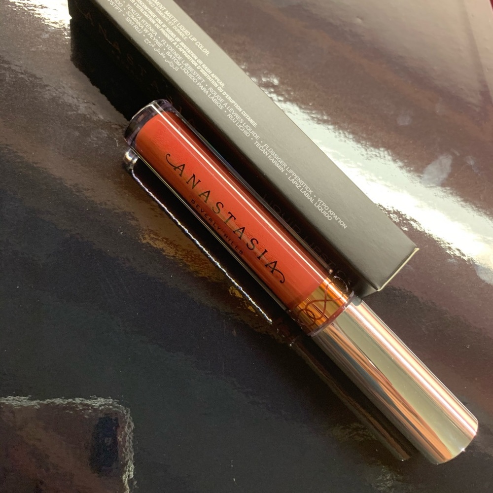 Liquid lipstick